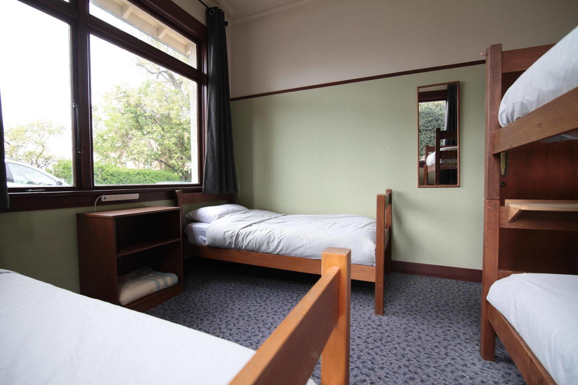 Manor House Backpackers Hostel Dunedin Ngoại thất bức ảnh
